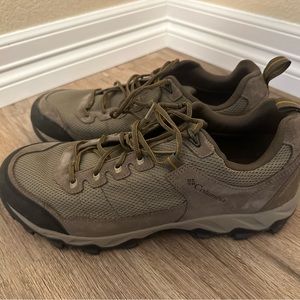 Waterproof Columbia hiking shoes size 13, lightly worn